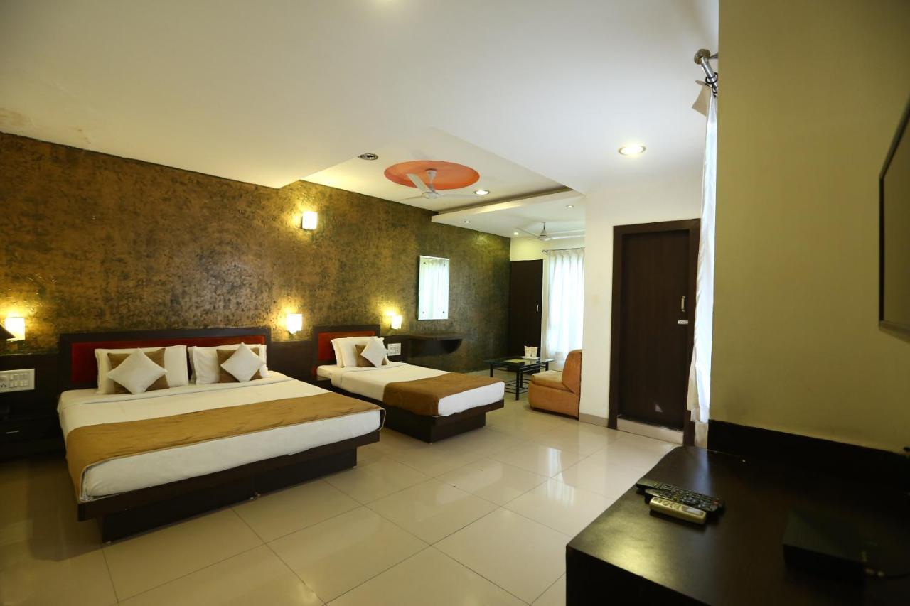 Hotel Paradise Indore Extérieur photo